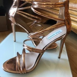 Steve Madden size 10 rose gold strappy zipper heel